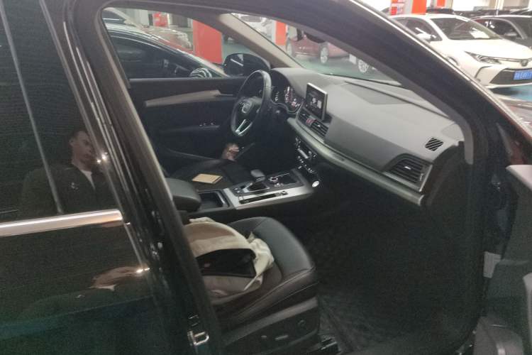 Used Audi Q5L 2018 40 TFSI Prestige Fashion Edition China VI