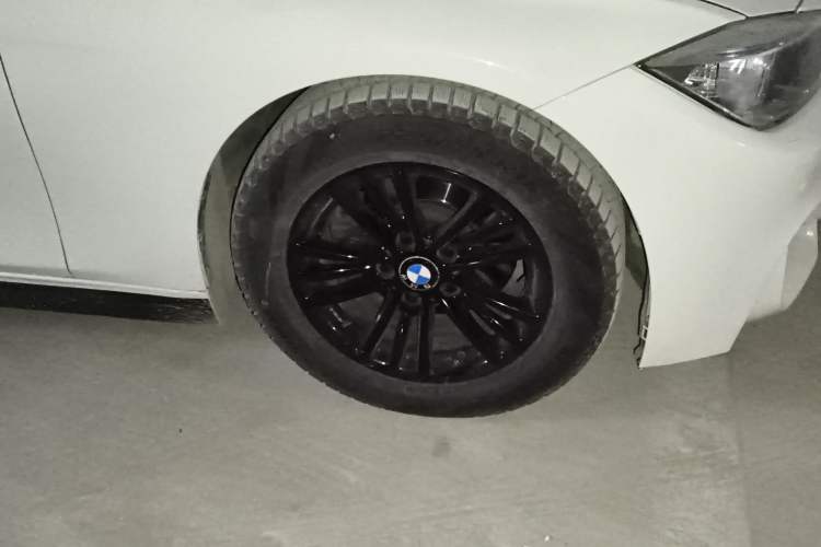 Used BMW 3 Series 2015 320Li Luxury Edition Fashion Model
