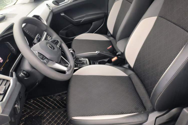 Used Volkswagen Tacqua 2023 200TSI DSG Joy-Connect Edition