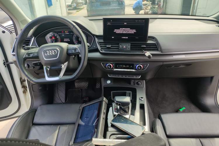 Used Audi Q5L 2022 45T Luxury Dynamic Model