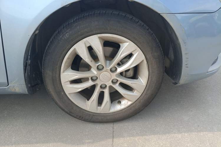 Used Geely Auto Emgrand 2014 Sedan 1.5L CVT Elite Model