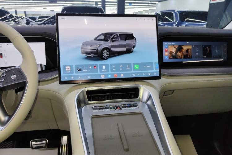 Used Denza N9 2025 Flagship Model Audio And AC Panel