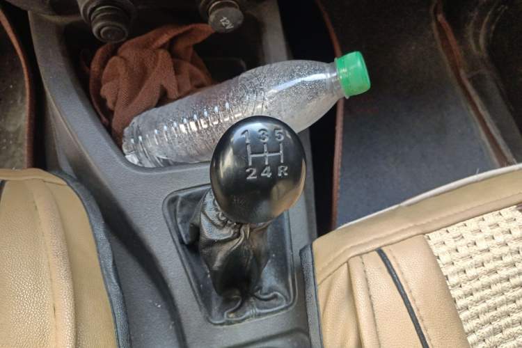 Used Wuling Rongguang V 2015 1.5L Standard Version