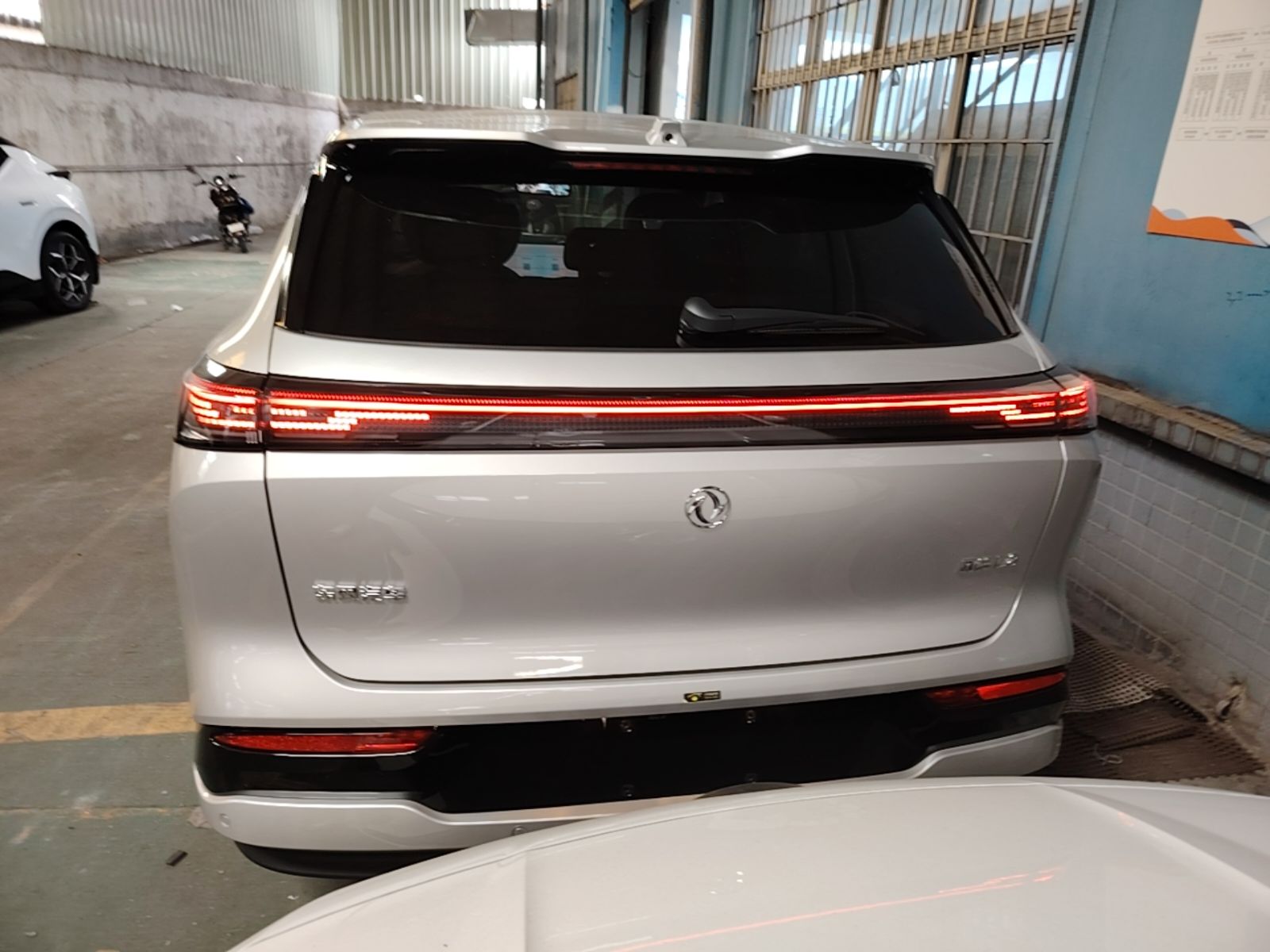 Dongfeng Aeolus L8 2025 Model 185KM Dream Edition — снимка 5