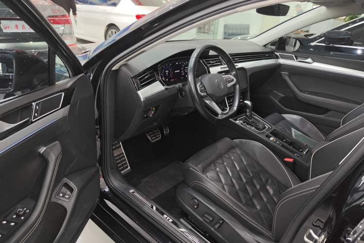 Used Volkswagen Magotan GTE Plug-in Hybrid 2022 GTE Luxury Model