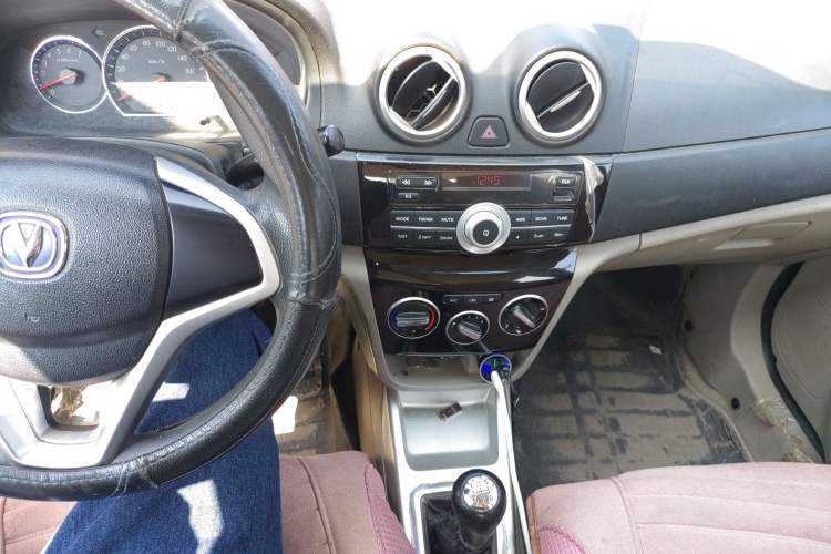 Used CHANGAN Alsvin V3 2015 1.4L Manual Meiman Model China IV Standard