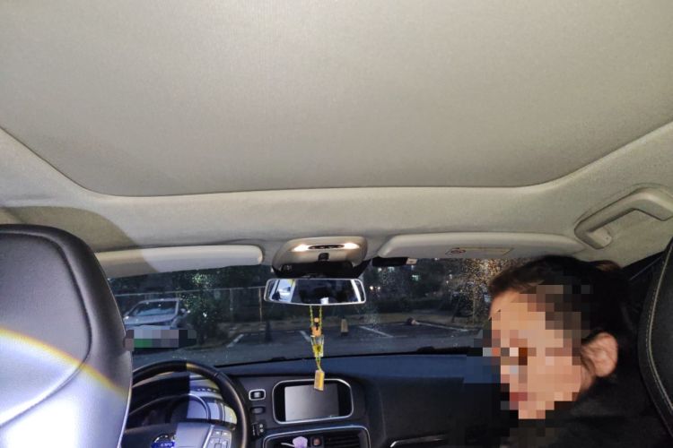 Used Volvo V40 2016 T3 Zhiyi Edition