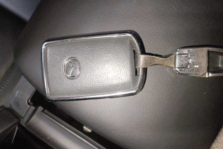 Used Mazda 3 Axela 2021 2.0L Automatic Zhiya Edition