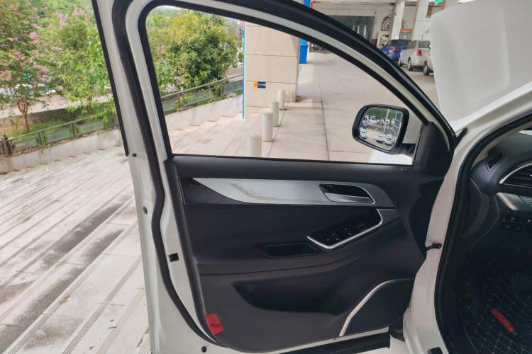 Used Soueast DX7 2018 Prime 1.8T DCT Flagship Model China V Standard