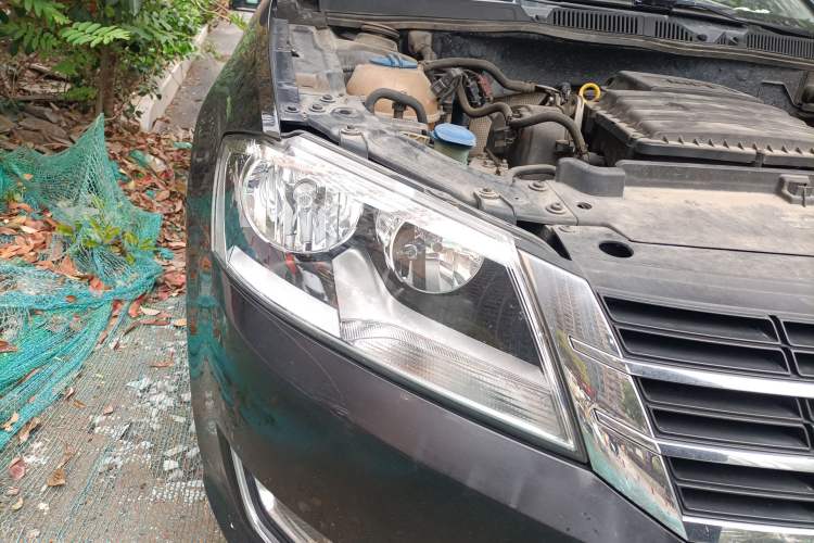 Used Volkswagen Lavida 2013 Revised Classic 1.6L Automatic Fashion Edition
