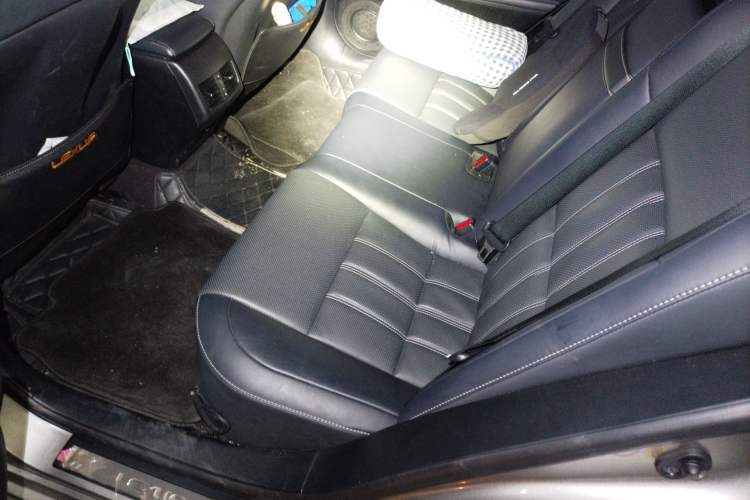 Used Lexus ES 2015 200 Elite Edition Left Rear Seat