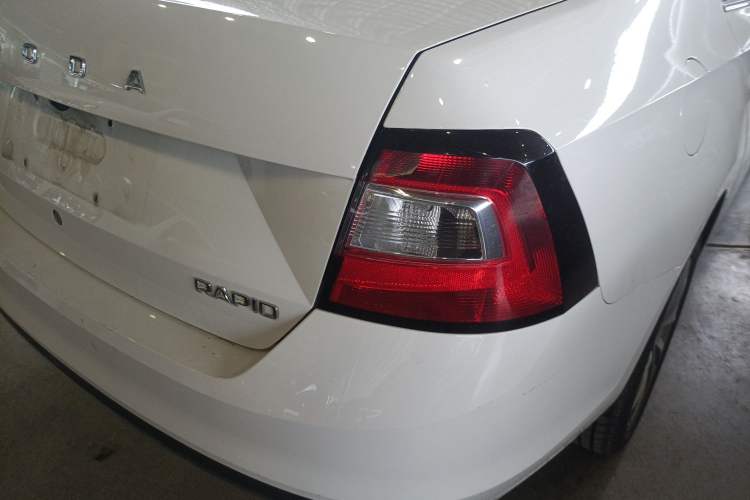 Used Skoda Rapid 2019 1.5L Manual Comfort Edition China VI Standard Exterior 3