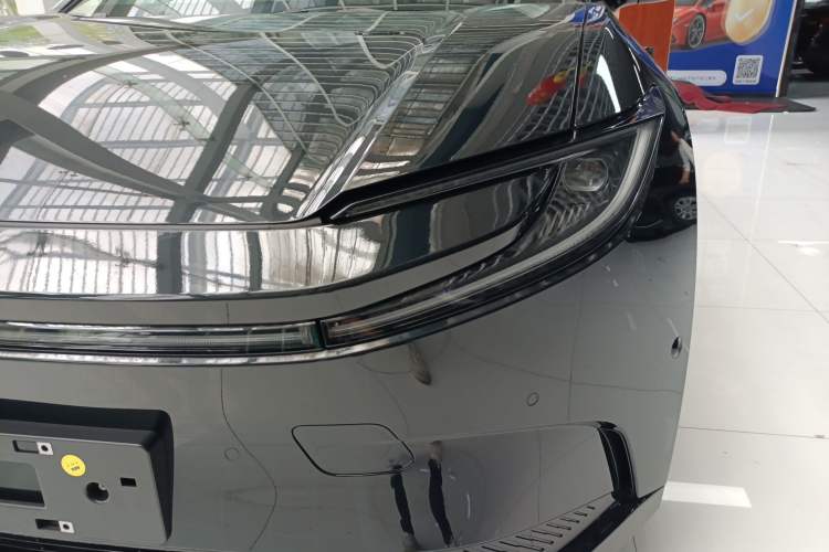 Used Toyota bZ5 2025 Model 550 PRO Left Front Headlight