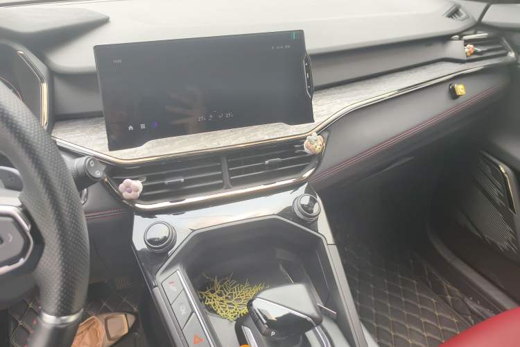 Used Lynk & Co 06 2020 1.5T JinPro model Audio And AC Panel