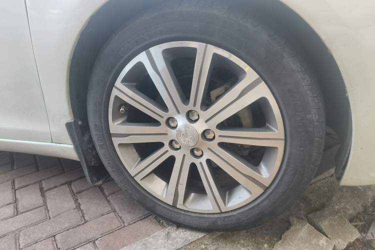 Used Peugeot 408 2014 1.8L Automatic Luxury Edition
