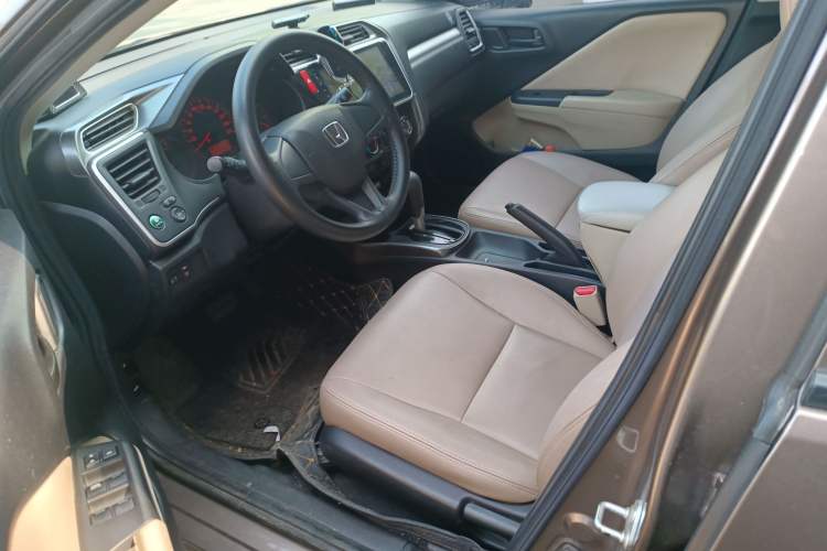 Used Honda Greiz 2016 1.5L CVT Classic Edition Driver Seat