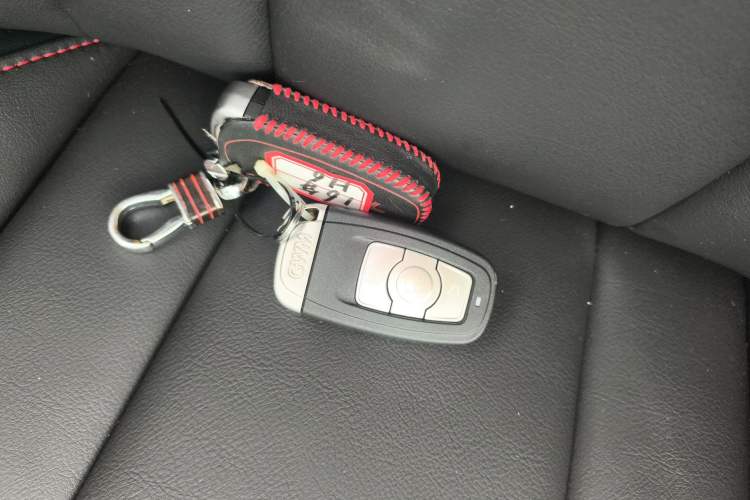 Used Haval H6 2015 Revised Version Sport Edition 1.5T Manual Transmission Two-Wheel Drive Elite Grade