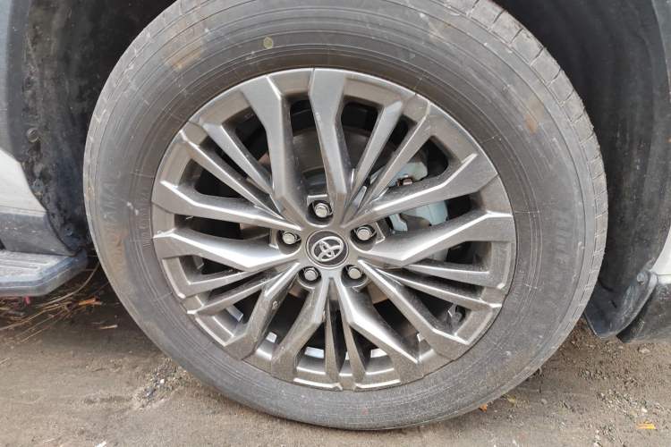 Used Toyota Wildlander 2023 2.0L CVT Two-Wheel Drive Luxury PLUS Edition
