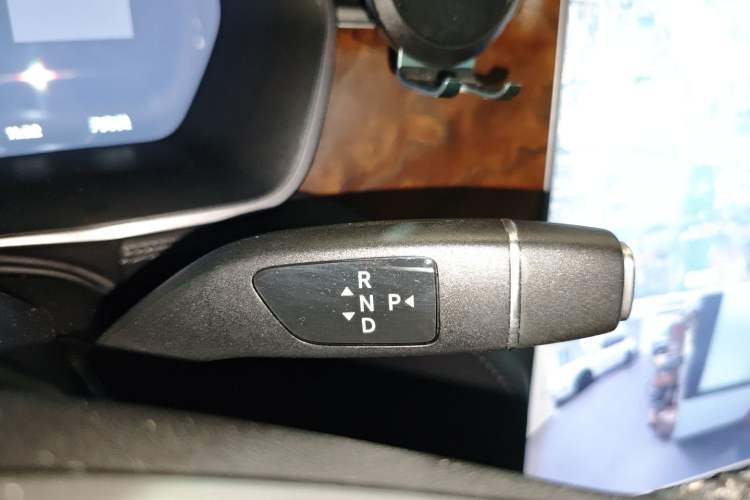 Used Tesla Model X 2016 X 75D Gear Lever