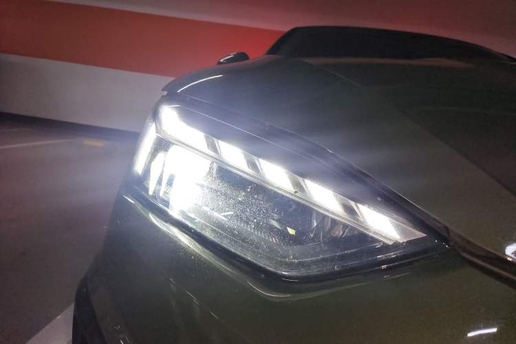 Used Audi A5 2021 Sportback 40 TFSI Stylish and Elegant Model Right Front Headlight