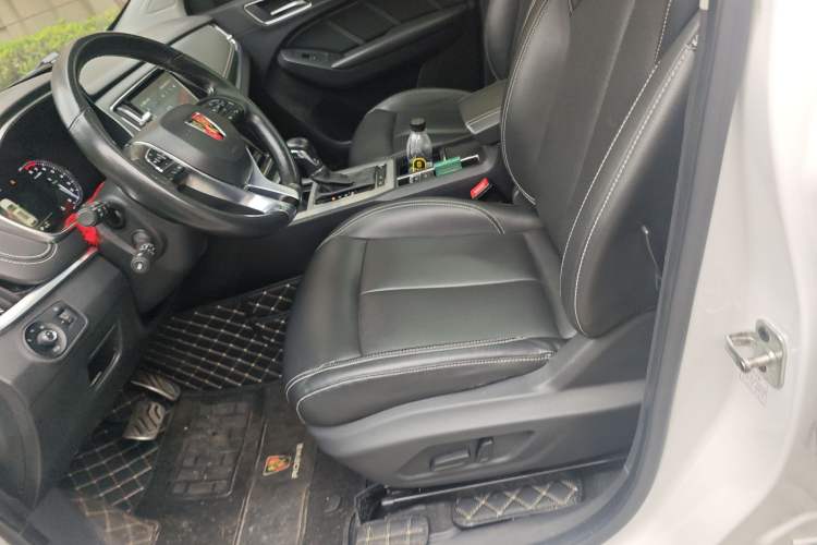 Used Roewe RX5 2018 30T Two-Wheel Drive Automatic Internet Smart Edition