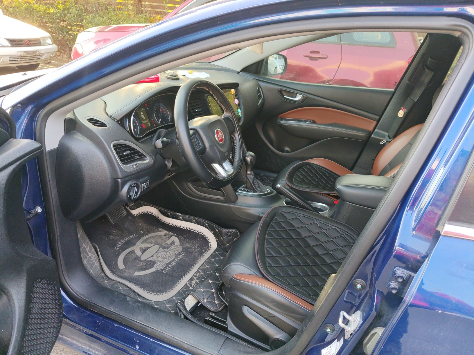 Переднее сиденье в автомобиле