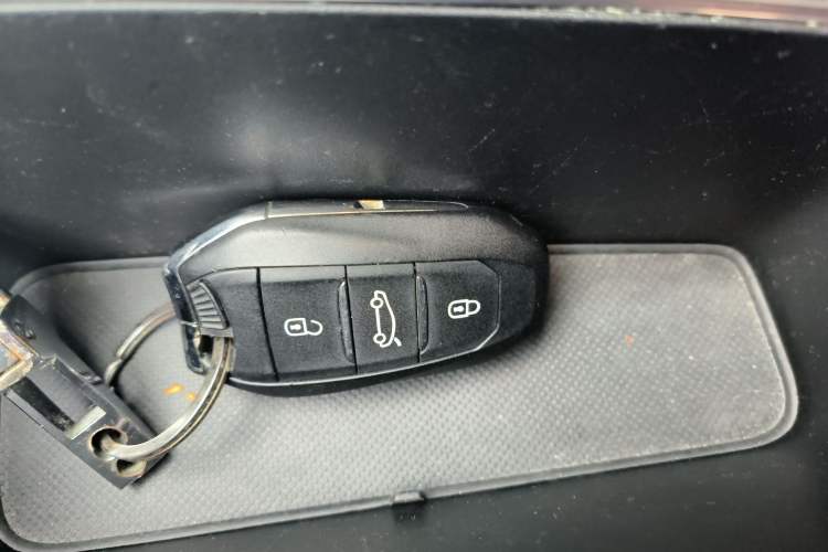 Used Citroen C5 AIRCROSS 2019 350THP Enjoyment Model China V Standard
