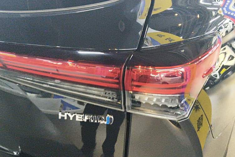 Used Toyota Highlander 2022 Dual-Engine 2.5L Four-Wheel Drive Supreme Edition 7-Seater Right Rear Taillight