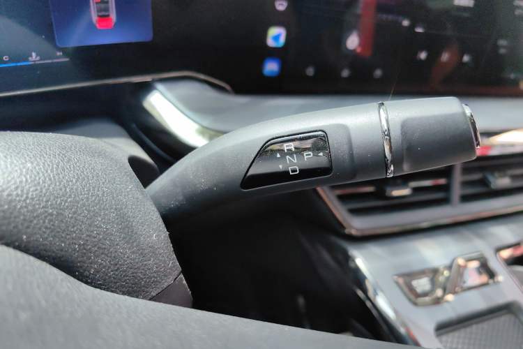 Used Haval XY 2022 1.5T ZhiZun Edition Gear Lever