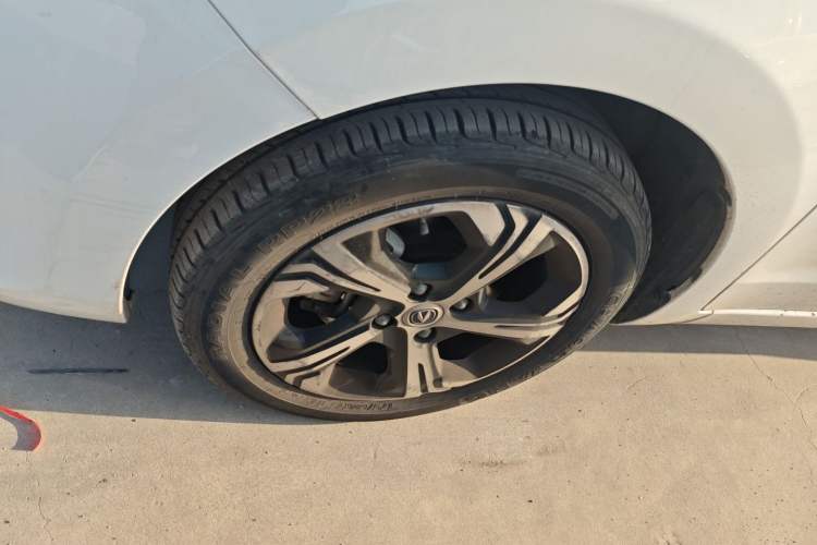 Used CHANGAN OSHAN Benni E-Star 2020 Heartbeat Edition NMC Lithium Left Front Wheel Hub