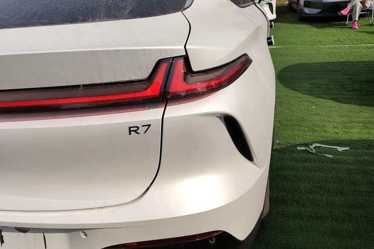 Used Rising R7 2023 Rear-Drive Screen King Edition