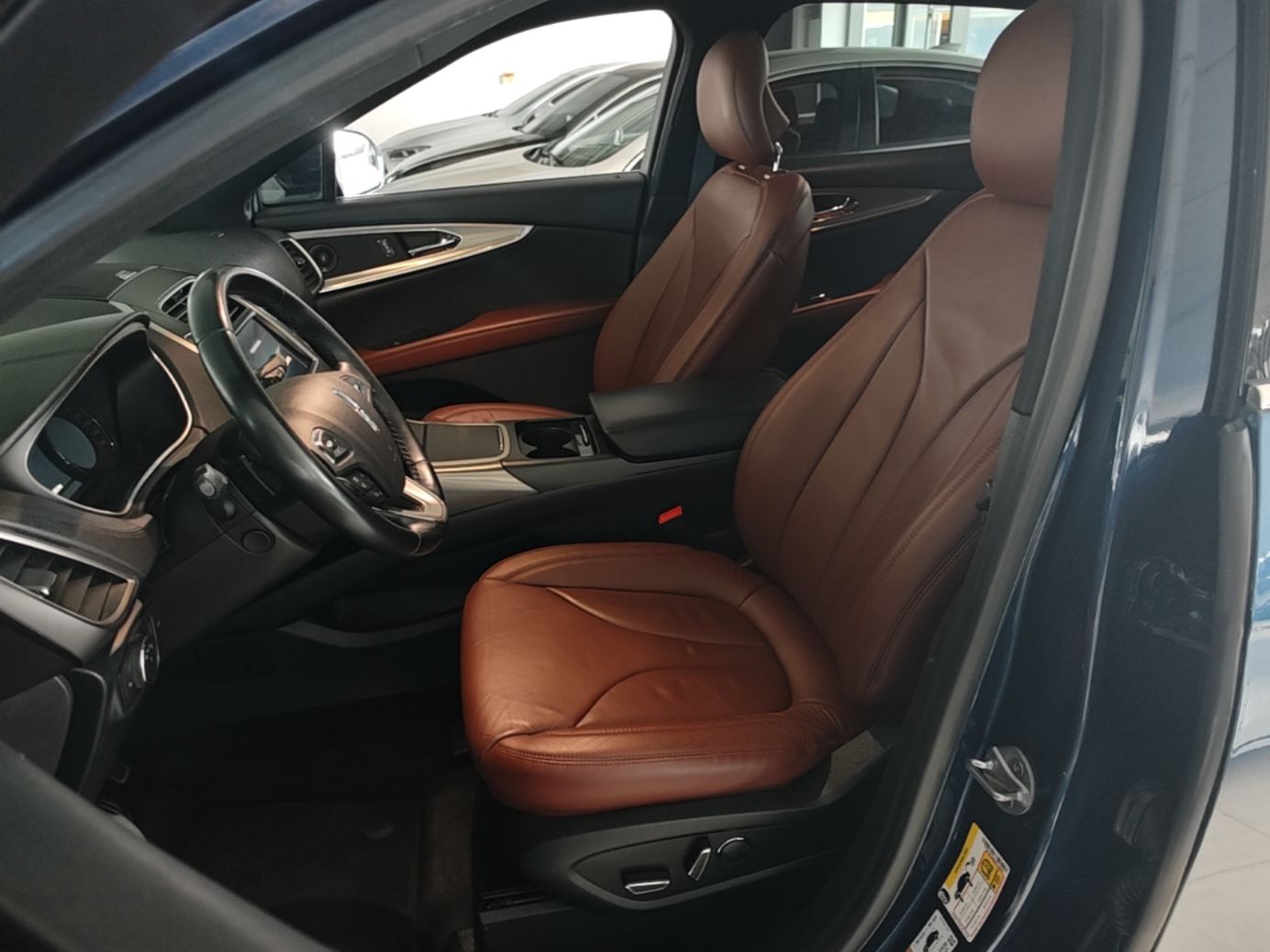 Interior delantero