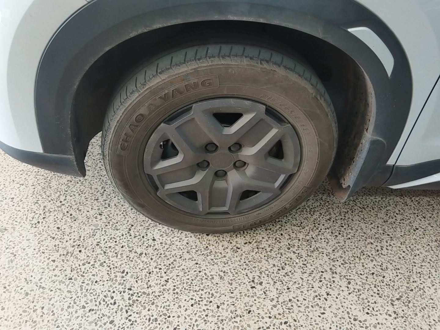 BYD Yuan UP 2025 Model 301KM Leading Version — снимка 10