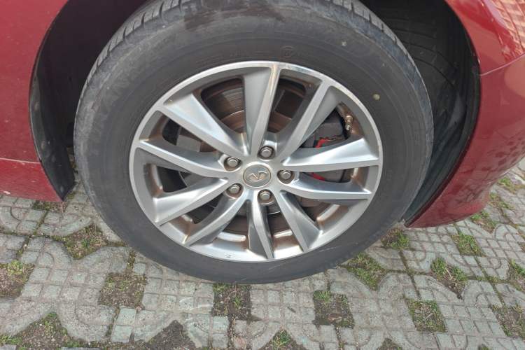 Used Infiniti Q50L 2015 2.0T Enjoyment Edition