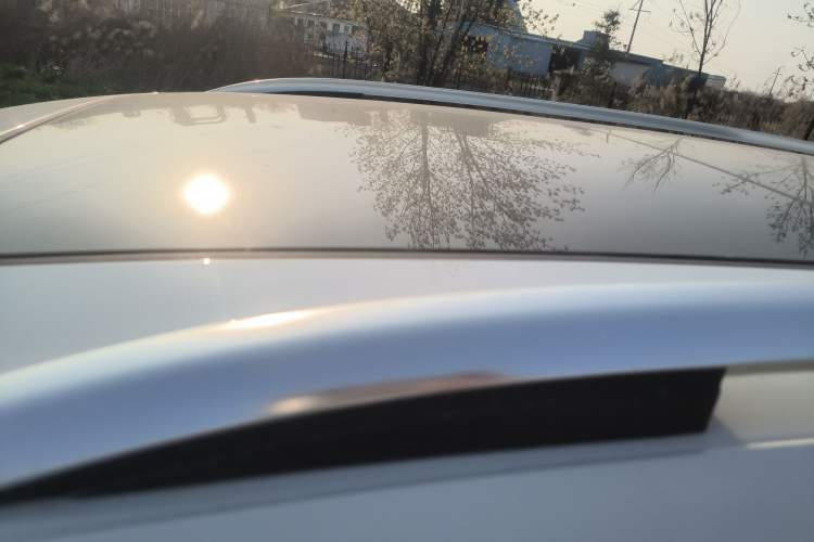 Used Volkswagen Tiguan L 2023 330TSI Automatic Two-Wheel Drive Smart Edition Roof