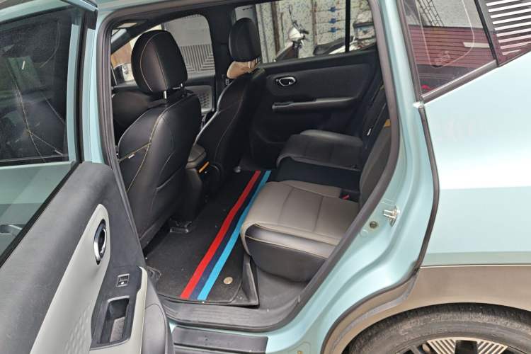 Used AION Y 2022 70 Tech Edition Lithium Iron Phosphate