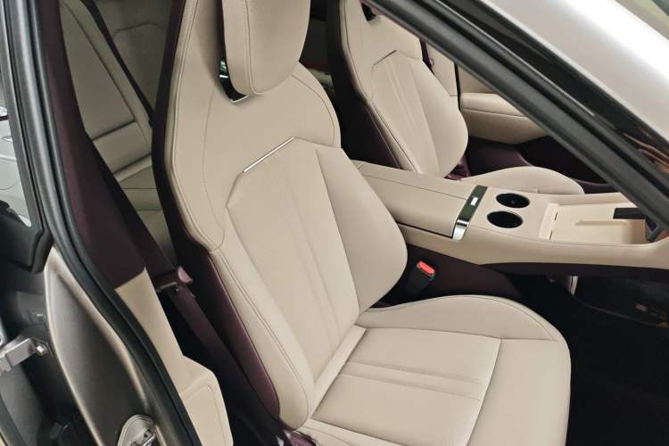 Used Xiaomi Auto YU7 2025 Ultra-Long Range Rear-Wheel Drive Version