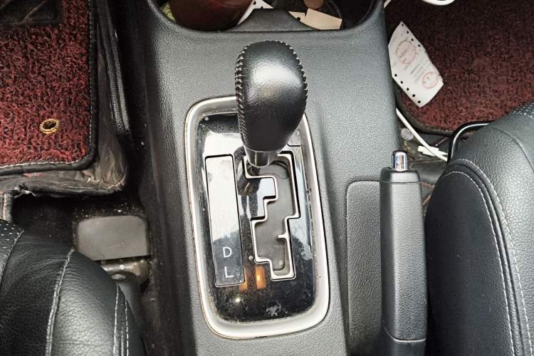 Used Mitsubishi Outlander 2016 2.4L 4x4 Luxury Edition 7-Seater