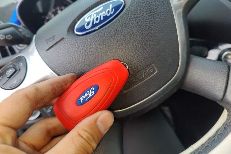 Used Ford Kuga 2013 2.0L GTDi Four-Wheel-Drive Sport Model Vehicle Key