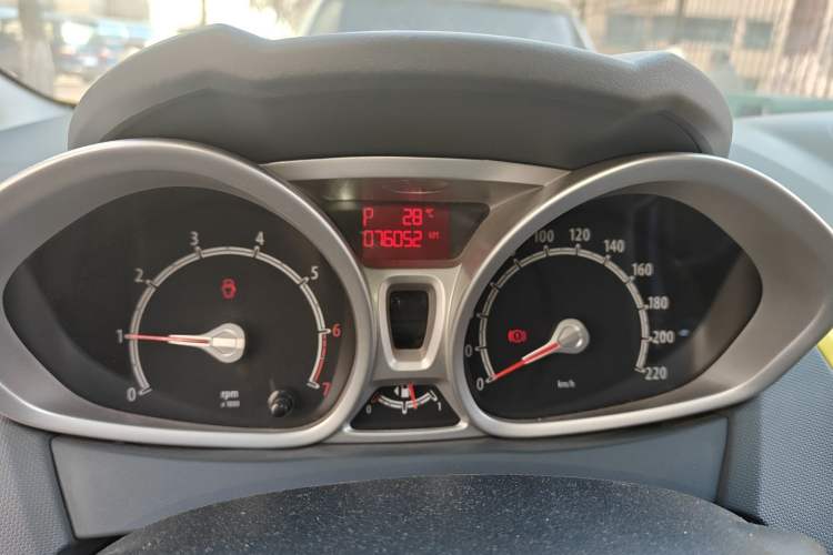 Used Ford Fiesta 2010 Hatchback 1.5L Automatic Limited Edition "Guangmang" Instrument Cluster