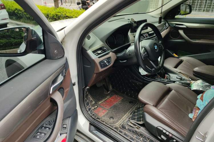 Used BMW X1 2019 xDrive20Li Luxury Model