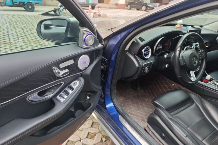 Used Mercedes-Benz C-Class 2018 C 200 L Sport Edition Driver Seat