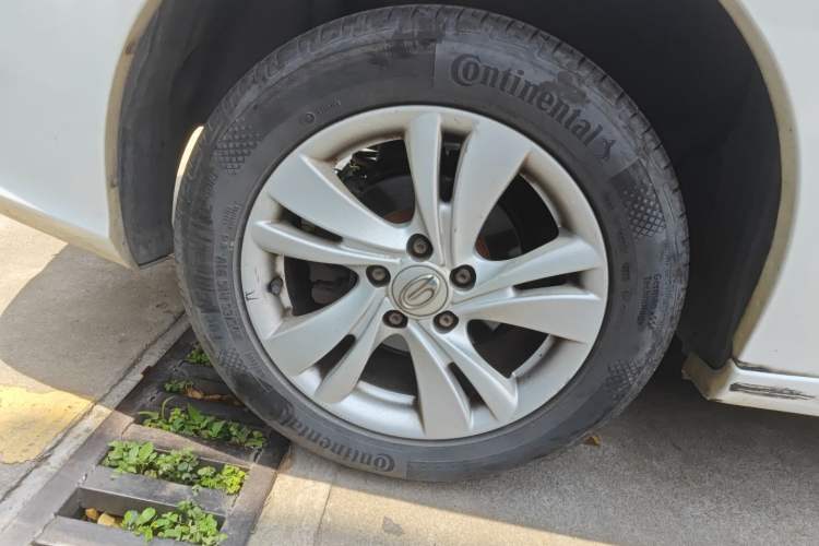 Used GAC Trumpchi GA3S Vision 2014 1.6L Automatic Luxury ESP Version