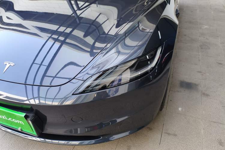 Used Tesla Model 3 2023 Long-Range All-Wheel-Drive Version
