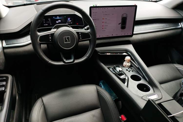 Used Zeekr 001 2022 Ultra-Long Range Single-Motor WE Version Center Console