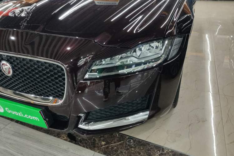 Used Jaguar XFL 2019 XFL 2.0T 250 PS Two-Wheel-Drive Luxury Edition