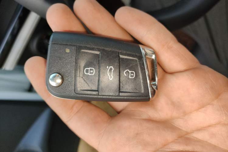 Used Jetta VS5 2023 280TSI Automatic High-Gloss Enjoyment Model Vehicle Key