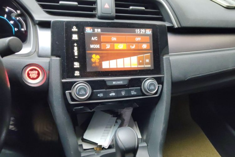 Used Honda Civic 2016 220TURBO CVT Luxury Edition
