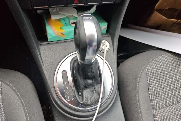 Used Volkswagen Beetle 2013 1.2TSI Fashion Edition Gear Lever