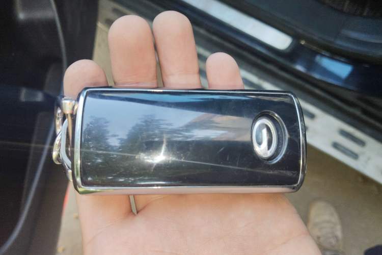 Used GAC Trumpchi GS8 2017 320T Two-Wheel Drive Luxury Smart Connectivity Version (7 Seats)
